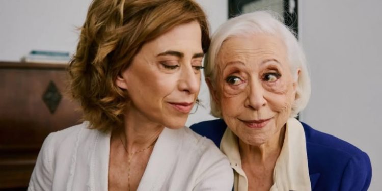 Fernanda Montenegro celebra vitória da filha no Globo de Ouro: “Sabia que ela ia ganhar“