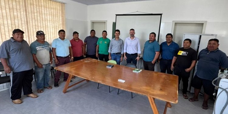 Poder Executivo e lideranças indígenas de Charrua, definem ações povos originais locais