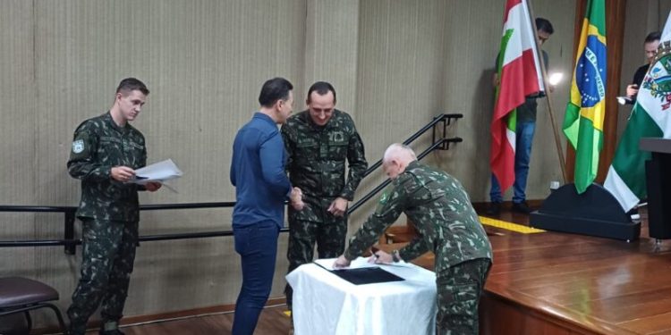 Prefeito de Piratuba, Vanderlei Weber, toma posse como Presidente da Junta de Serviço Militar