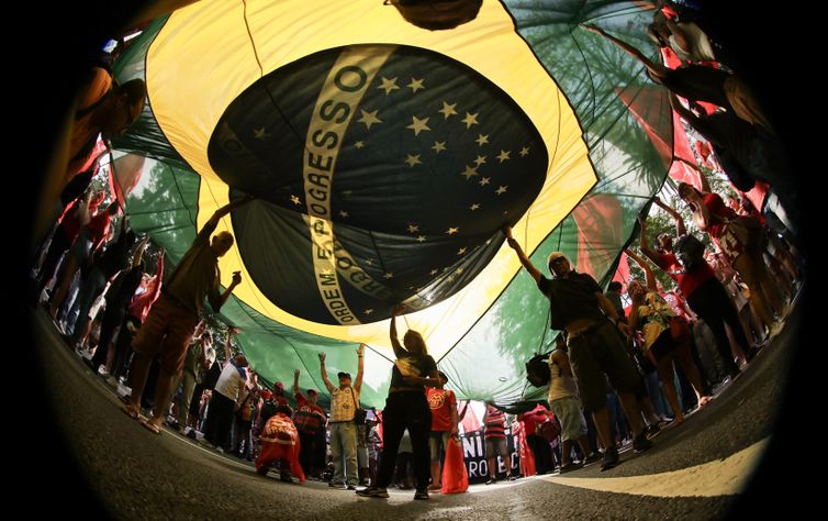 Paulo Pinto/Agência Brasil São Paulo (SP), 30/03/2025 - Movimentos sociais e sindicais realizam ato contra a anistia.
Foto: Paulo Pinto/Agência Brasil