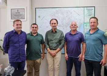 Prefeitura de São João da Urtiga busca melhorias na ERS-126 em reunião com Secretário Estadual de Infraestrutura