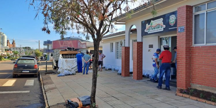 Entrega de Alevinos Beneficia Piscicultores de Machadinho