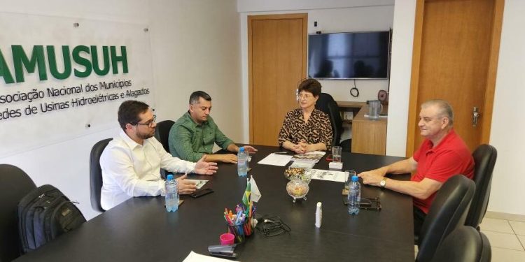 Prefeito Sidinei Lopes de Lima Assume Conselho dos Municípios Alagados e Reforça Compromisso com Machadinho
