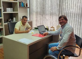 Prefeito Sidinei Lopes de Lima recebe superintendente regional da RGE para tratar de demandas de Machadinho