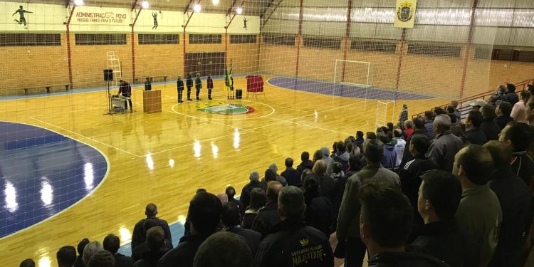 Rodada do Municipal de Futsal em São João da Urtiga