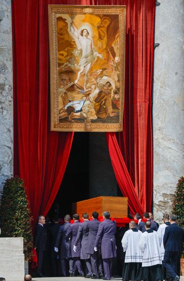 Ricardo Stuckert/PR Vaticano, 26/04/2025 - Missa das Exéquias em intenção de Sua Santidade o Papa Francisco. Átrio da Basílica de São Pedro, Praça de São Pedro. Foto: Ricardo Stuckert/PR
