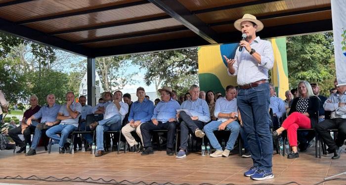 Famurs participa de mobilização regional a favor da agricultura em Jacutinga