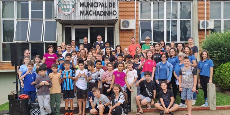 Machadinho Celebra o Dia Mundial da Conscientização do Autismo e Firma Importante Convênio