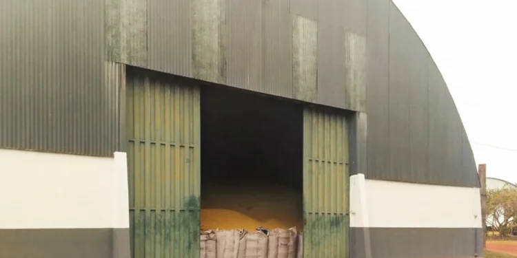 Trabalhador morre soterrado em silo de soja no Rio Grande do Sul