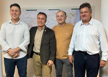 Prefeitos iniciam tratativas para viabilizar obra de asfaltamento entre Piratuba e Alto Bela Vista