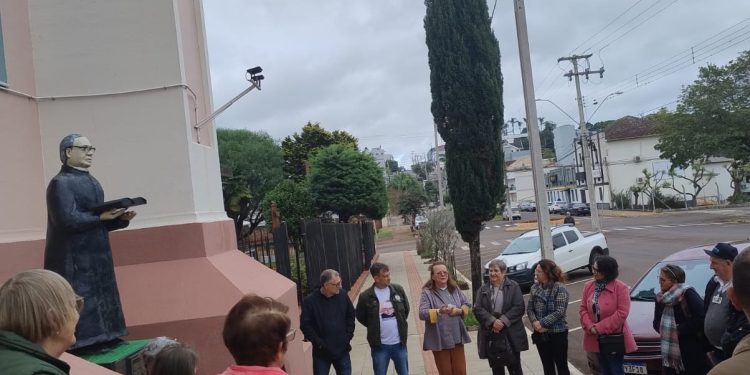 Empreendedores de Marcelino Ramos realizam visita técnica a Getúlio Vargas em roteiro de Fé, Cultura e Tradição