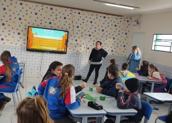 Projeto estimula debate sobre cidadania e tributos em escola de Ponte Preta