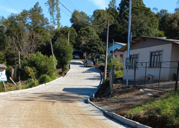 Rua Tupanciretã é liberada para o tráfego após pavimentação com paver em Paim Filho