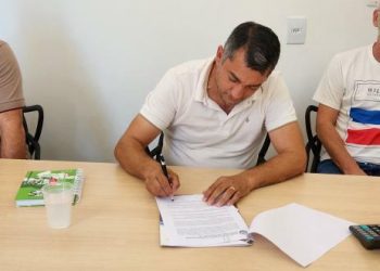 Machadinho recebe R$ 300 mil do Estado para recuperar estradas do interior