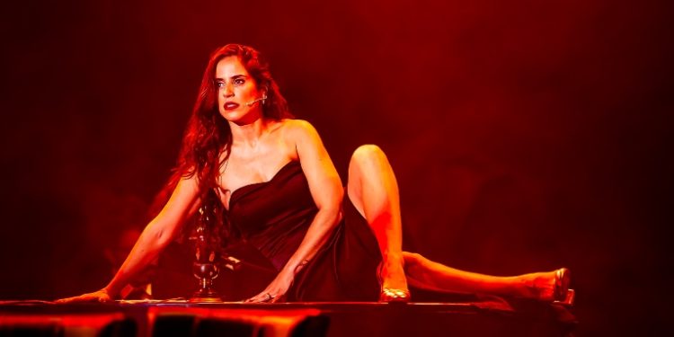 Camilla Camargo estrela espetáculo “Aqui Jazz” a partir deste sábado (2), em SP