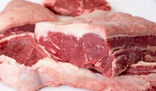 Brasil pode diluir o volume de carne comprada pelos EUA a outros 160 destinos, diz Assocon