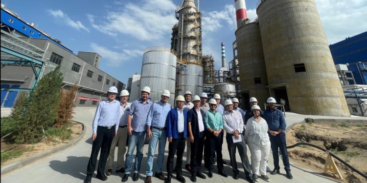 RS integra missão brasileira à China sobre captura de carbono e produção de fertilizantes