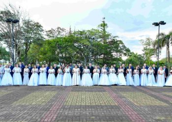 23 casais oficializam união no Casamento Cooperado Aurora
