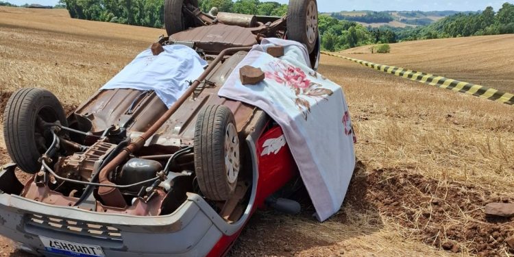Polícia investiga causa de acidente com morte no interior de Áurea