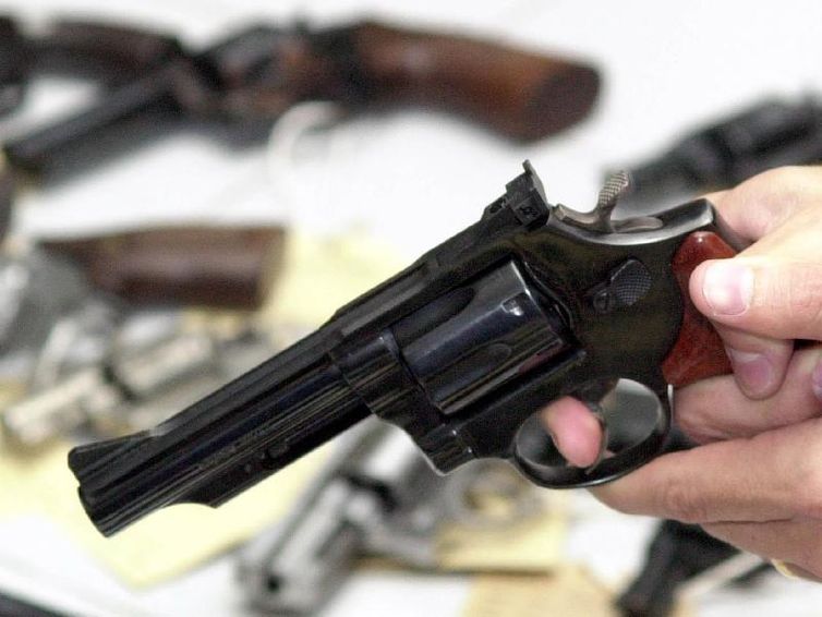 Arquivo/Agência Brasil arma de fogo recolhida na Campanha do Desarmamento