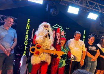 Ponte Preta realiza abertura do Natal Encantado 2025 com acendimento das luzes e programação especial