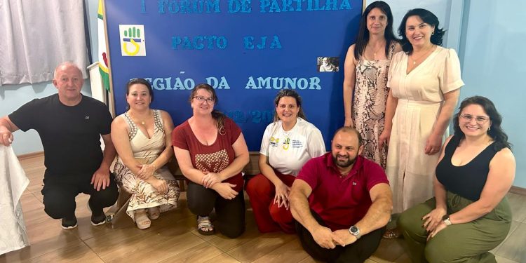 Machadinho participa do Primeiro Fórum de Partilha do Pacto EJA na região da AMUNOR, em Cacique Doble