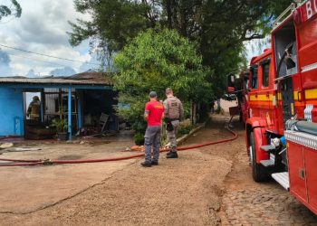 Criança de 8 anos morre após ser atingida por disparo de arma de fogo durante briga entre vizinhos, em Nonoai