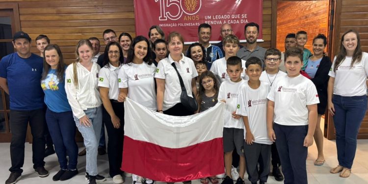 Centenário participa de colônia linguística polonesa para crianças e adolescentes na Serra Gaúcha