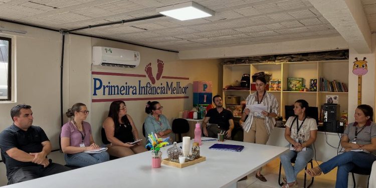 Prefeitura inicia construção do Plano Municipal pela Primeira Infância em São João da Urtiga