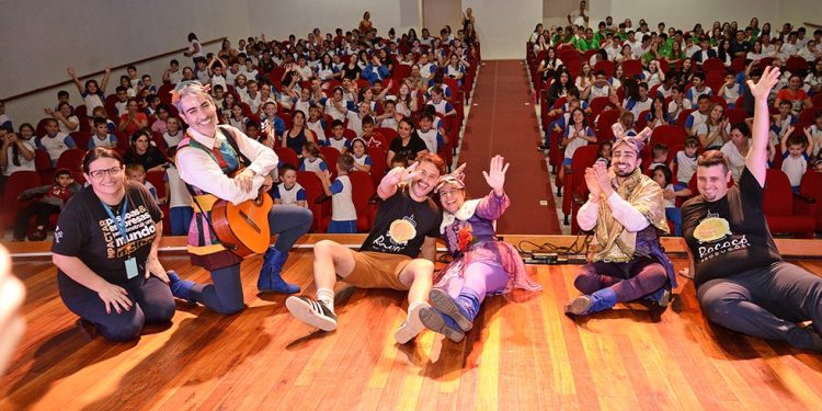 22ª Feira do Livro marca aniversário de 64 anos de Paim Filho com programação cultural e educativa