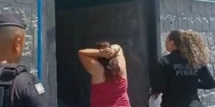 Capinzalense procurada por crimes sexuais contra filhos é presa em Florianópolis