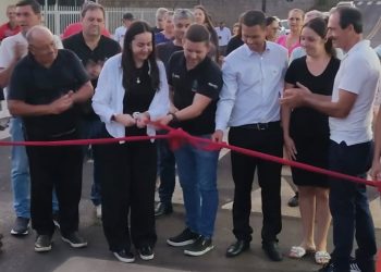 Trecho da Rua Nilo Peçanha recebe pavimentação asfáltica e é inaugurado em Viadutos