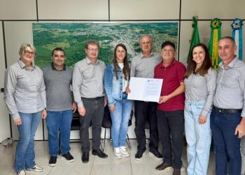 Município de São João da Urtiga e Sicredi firmam parceria para atividades no contraturno escolar