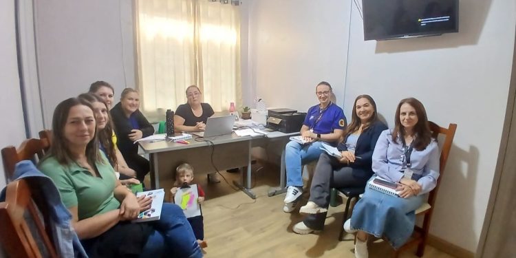 Conselho de Educação discute projetos de inovação, gestão e segurança digital em São João da Urtiga