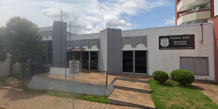 Casal é preso por tráfico de drogas em Estação