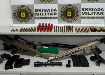 Brigada Militar apreende arsenal e prende três em Erechim