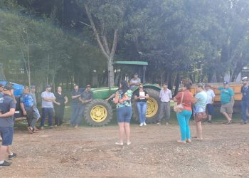 Produtores de Machadinho são beneficiados com entrega de sementes forrageiras