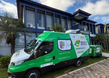 Maximiliano de Almeida recebe Unidade Odontológica Móvel para ampliar atendimentos