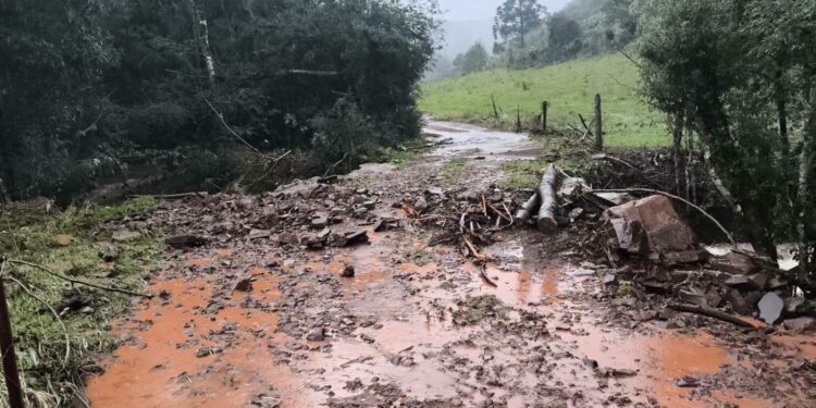 Chuvas castigam o Alto Uruguai e AMAU avalia decreto de emergência conjunto