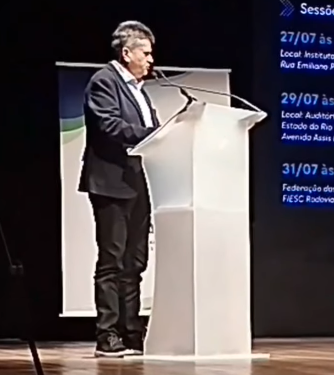 Se não haverá trem de carga, entreguem a ferrovia aos municípios”, defende prefeito de Marcelino Ramos em audiência da ANTT