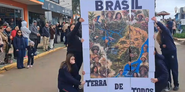 Desfile de 7 de Setembro celebra história, diversidade e identidade de Machadinho
