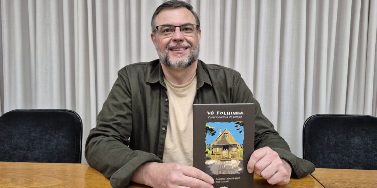 Professor Fabiano Grazioli lança nova obra literária