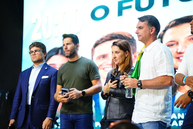 Vittor Sales/Campanha Flávio Bolsonaro Encontro de Flávio Bolsonaro com influenciadores em São Paulo (SP)