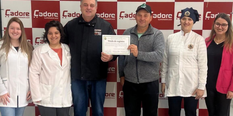 Supermercado Cadore recebe registro do Serviço de Inspeção Municipal em São João da Urtiga